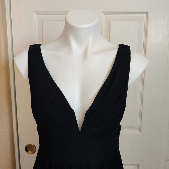 Lulus ruched double V chiffon floor length gown sz M - Picture 4 of 12